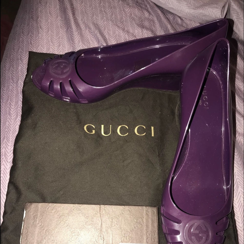 Gucci rubber sandals